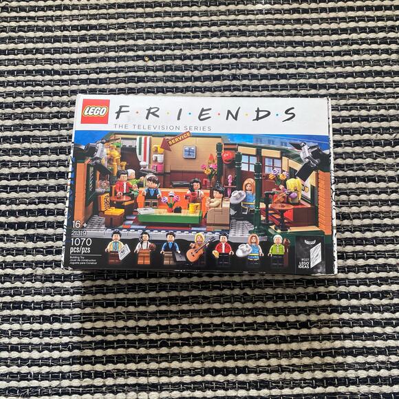 🌿Lego Friends The Television Series Building Play Set Central Perk 1070